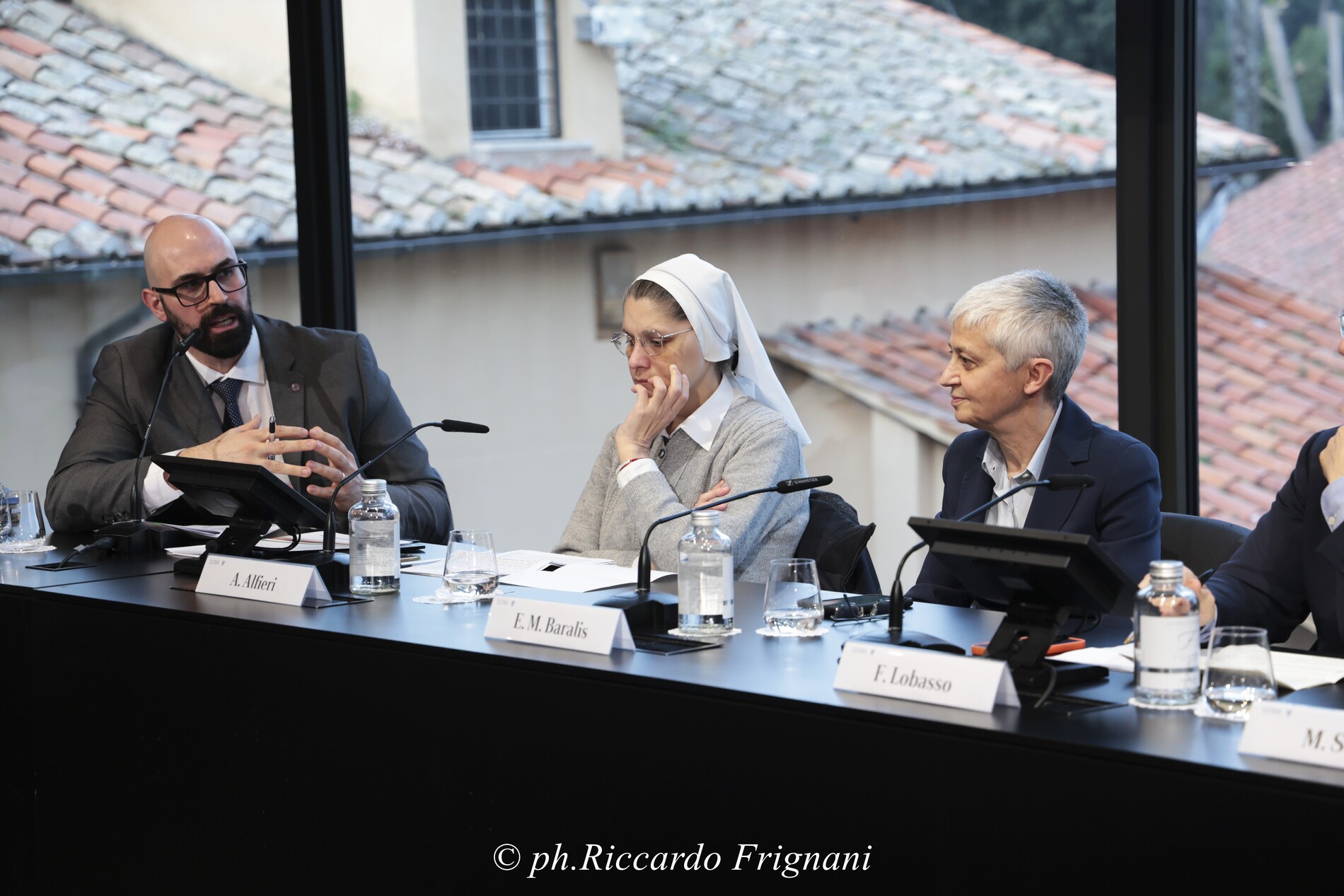 Introduzione istituzionale al podio LUISS